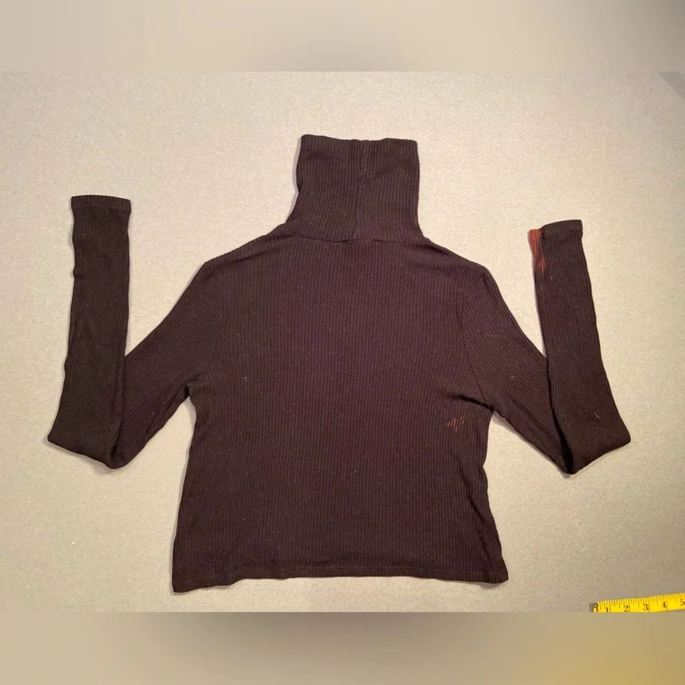 Reformation Ribbed Black Turtleneck,‎ cropped, long sleeve, size Medium